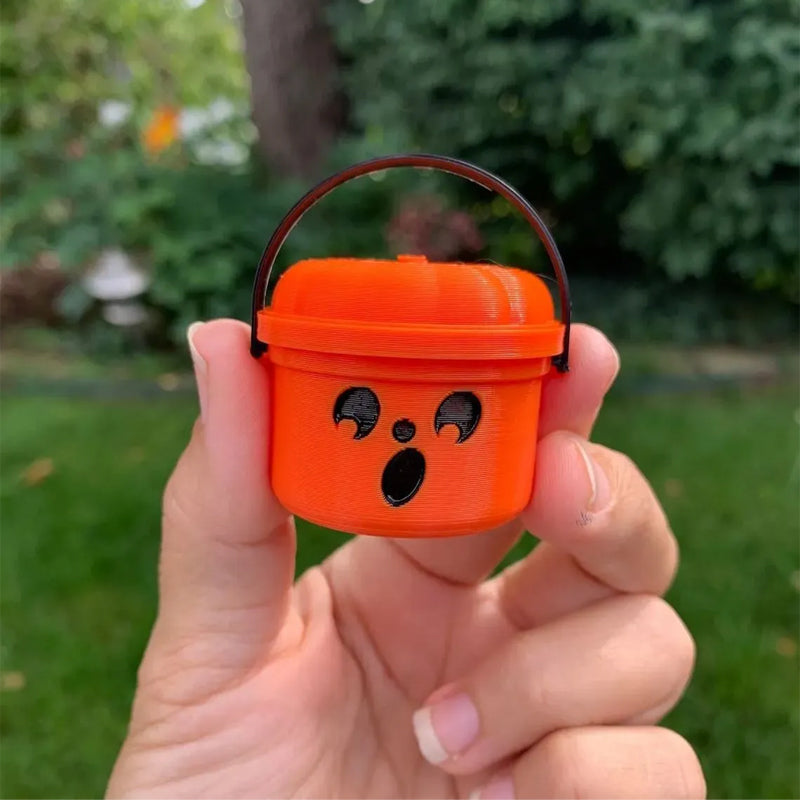 Mini Halloween Nostalgia Bucket